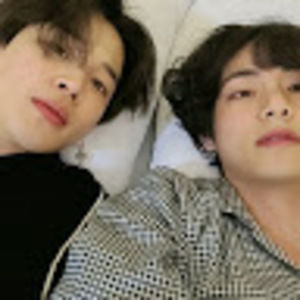 Meet your Posher, Chloe